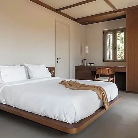 Amphitheatro Boutique Hotel *