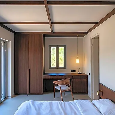 Amphitheatro Boutique Hotel Katomerion